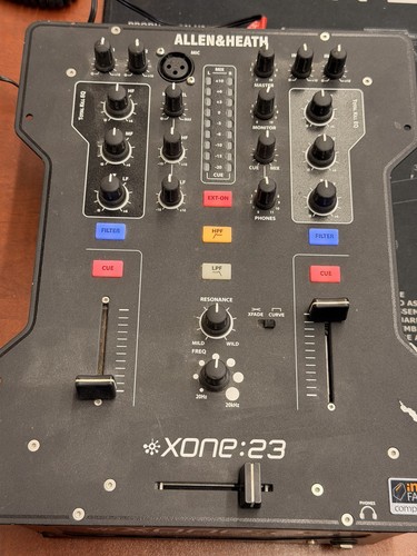 Allen heath xone23c mixer - allen,